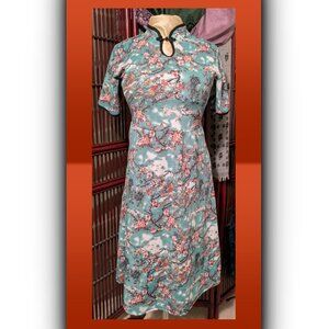 Cheongsam Retro Inspired Dress Flexible Fabric Hugs Curves
